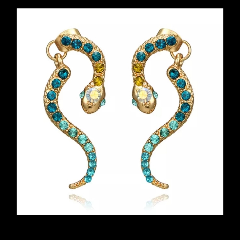 Punk Antique Crystals Snake Earings - Picture 5 of 9